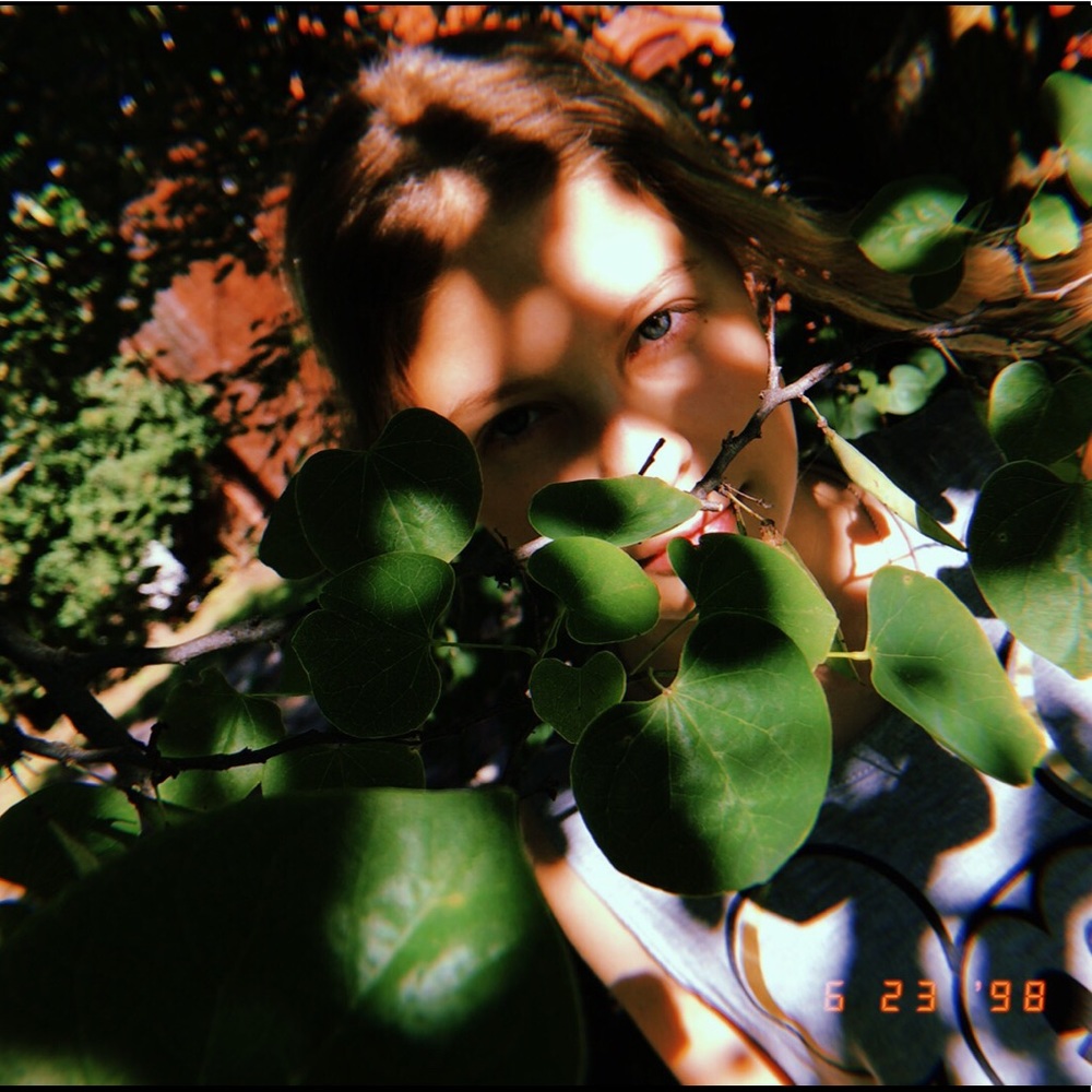 Meet your Posher, Maya